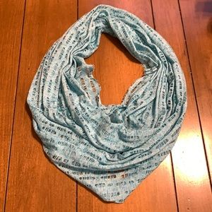 Infinity scarf